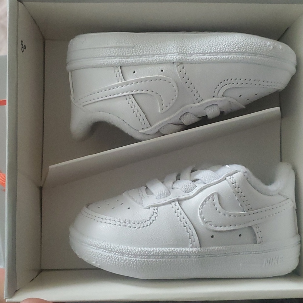 Infant Airforce one